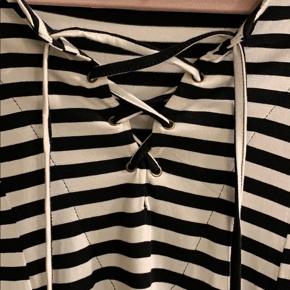 Altar’d State striped dress 👗🖤 - Picture 3 of 4